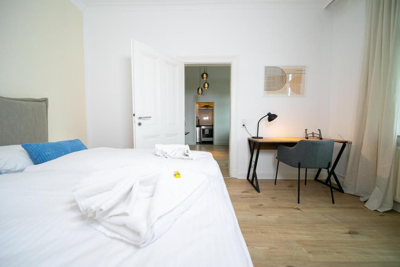 Favorite Stays - Suite And More - Kitchen 노이스 외부 사진
