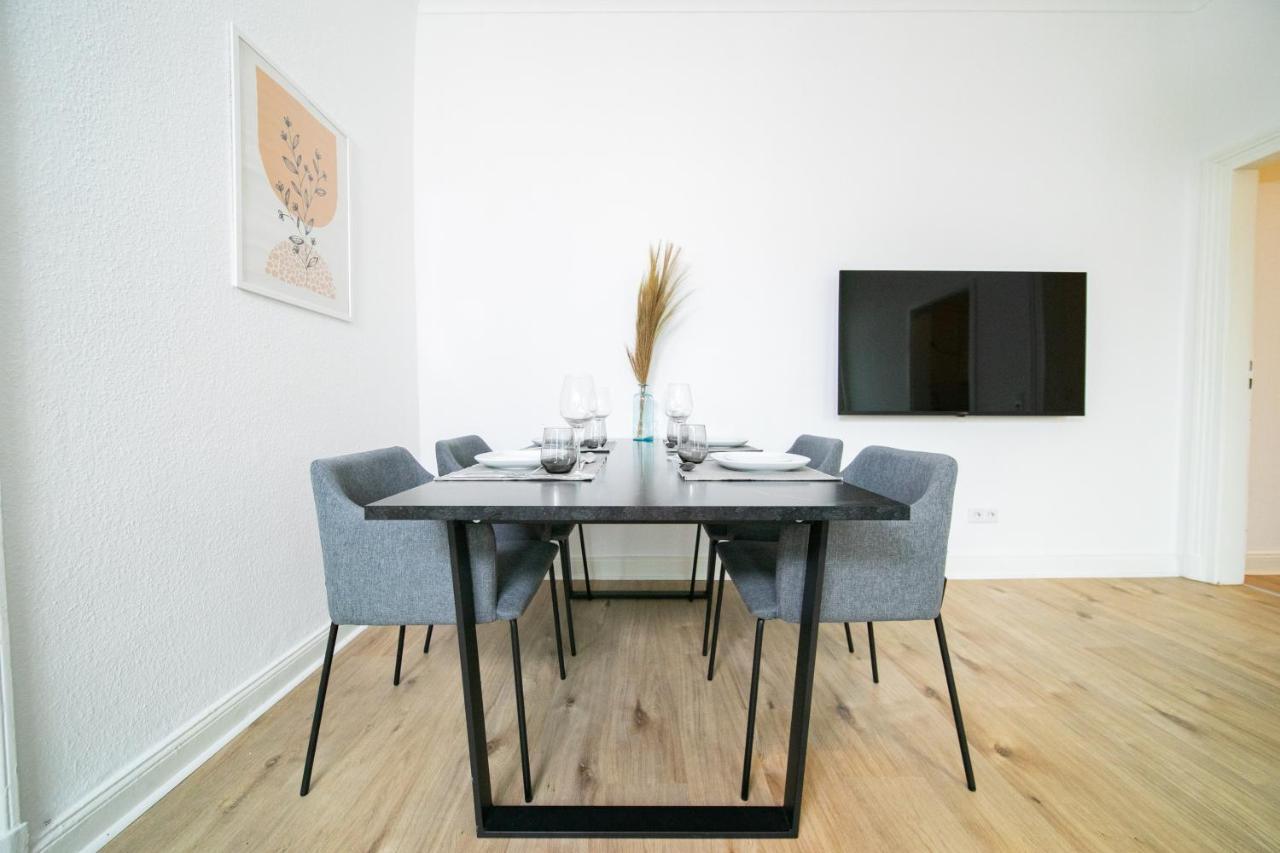 Favorite Stays - Suite And More - Kitchen 노이스 외부 사진